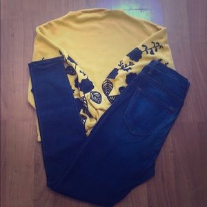 Vibrant skinny, high waist, dark denim jeans 👖